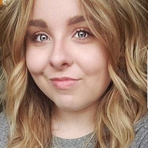 Meet your Posher, Alison